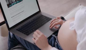 Увеличават майчинството за майки, които се връщат по-рано на работа